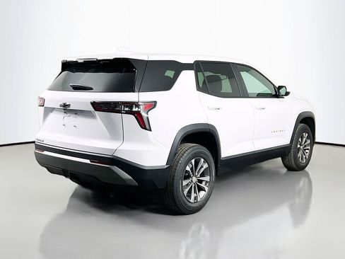 New 2026 Chevrolet Equinox LT w/ LPO, Floor Liner Package image 5