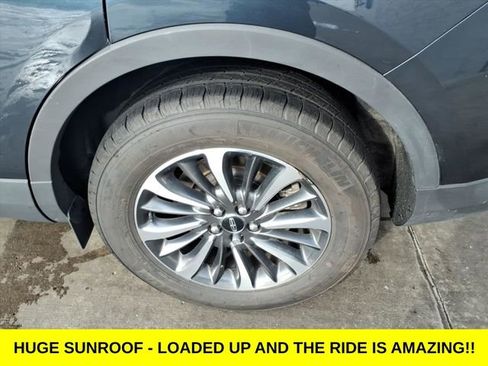 Used 2023 Lincoln Nautilus Reserve w/ Class II Trailer Tow Package image 9