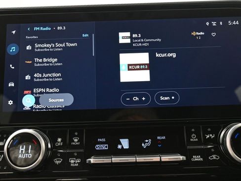 Certified 2025 Toyota Highlander Platinum image 21