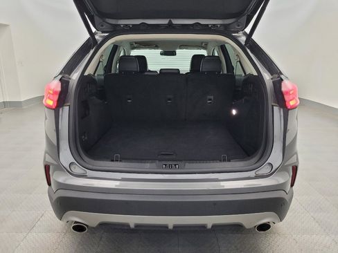 Used 2024 Ford Edge Titanium image 29