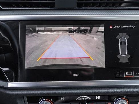 Used 2020 Audi Q3 2.0T Premium Plus image 18