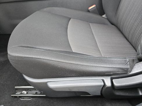 Used 2022 Nissan Sentra SV w/ Trunk Package FWD image 22