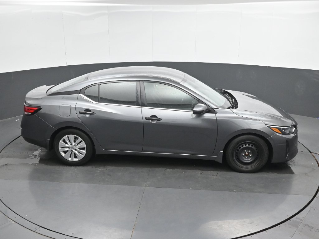 Used 2025 Nissan Sentra S FWD image 29