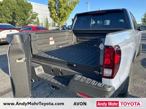 Used 2026 Honda Ridgeline Black Edition image 11