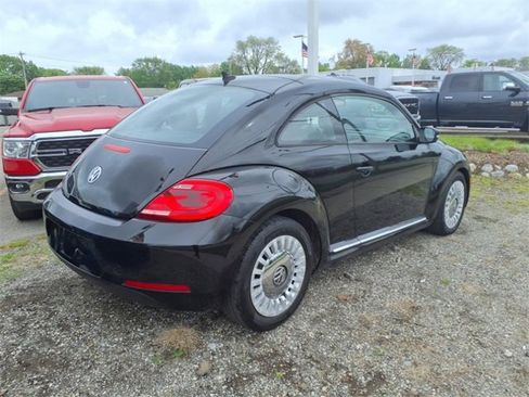Used 2014 Volkswagen Beetle 2.5 image 5