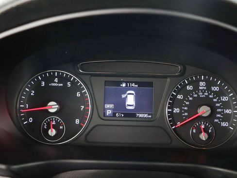 Used 2020 Kia Sorento LX FWD image 15
