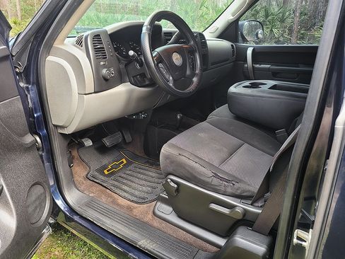 Used 2011 Chevrolet Silverado 1500 LS image 9