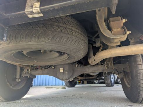 Used 2005 Toyota Tacoma PreRunner image 18