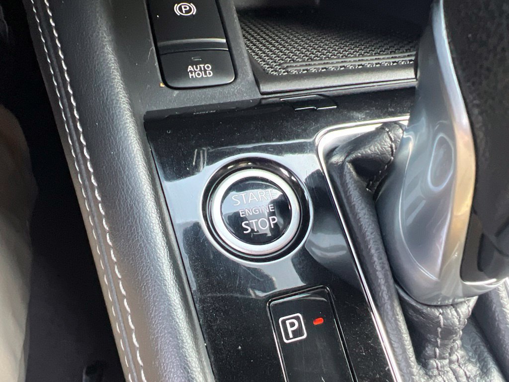 Certified 2021 Nissan Kicks SR w/ SR Premium Package FWD image 52