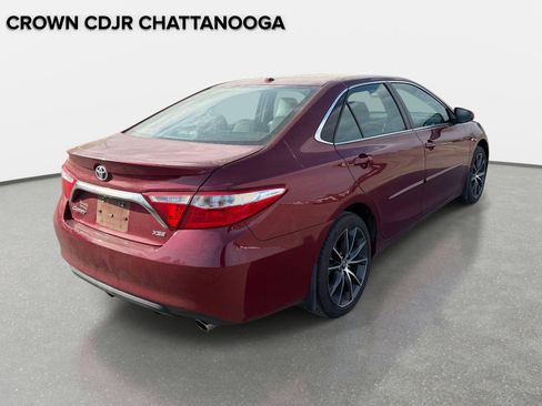 Used 2017 Toyota Camry XSE image 5