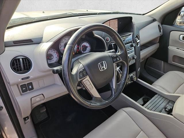 Used 2013 Honda Pilot Touring image 10