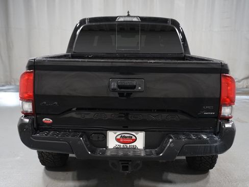 Certified 2023 Toyota Tacoma SR5 AWD/4WD image 7