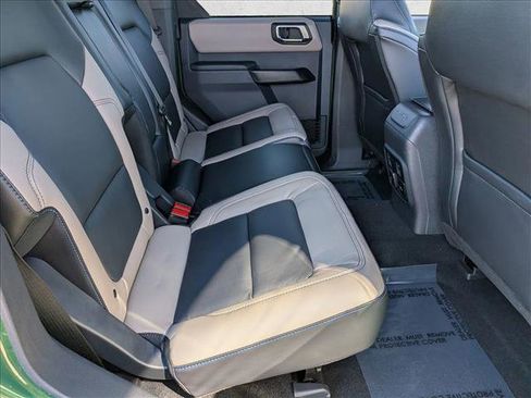 Used 2024 Ford Bronco Wildtrak image 18