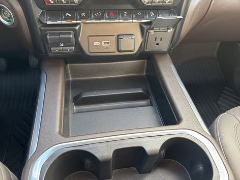 Certified 2021 Chevrolet Silverado 1500 LTZ image 32