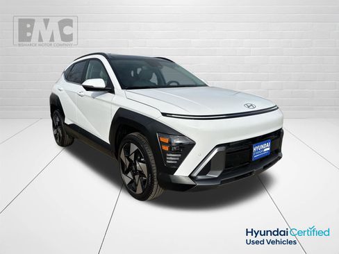 Used 2025 Hyundai Kona Limited image 2