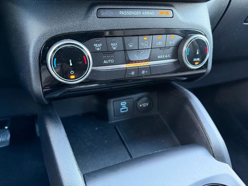 Used 2022 Ford Escape SE w/ Convenience Package image 28