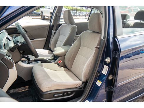 Used 2015 Honda Accord EX image 7