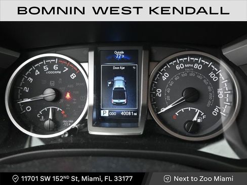 Used 2022 Toyota Tacoma SR5 w/ Technology Package image 11