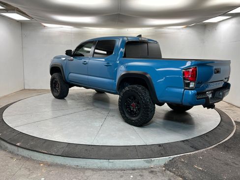 Used 2018 Toyota Tacoma TRD Pro image 3
