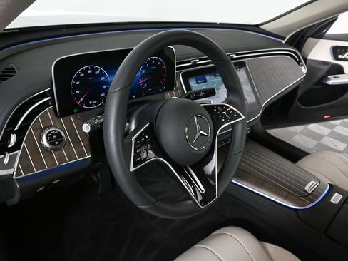Certified 2025 Mercedes-Benz E 350 Sedan image 6