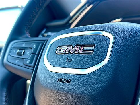 Used 2024 GMC Sierra 1500 AT4 w/ Technology Package AWD/4WD image 31