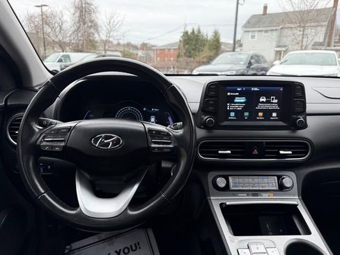 Used 2020 Hyundai Kona Limited w/ Cargo Package image 22