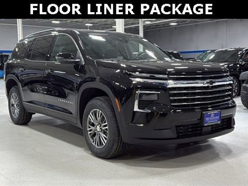 New 2026 Chevrolet Traverse LT w/ Driver Confidence Package image 2