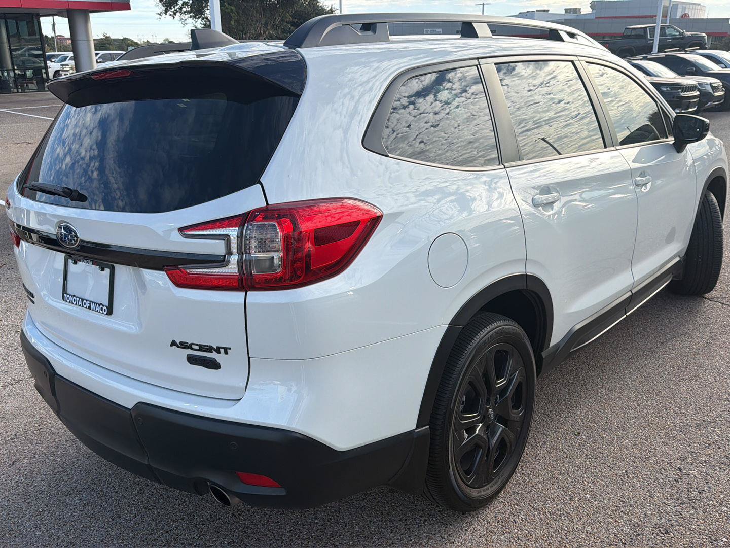 Used 2025 Subaru Ascent Onyx Edition AWD/4WD image 3