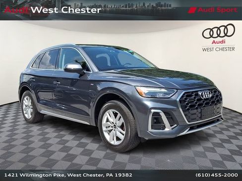 Used 2023 Audi Q5 2.0T Premium w/ Convenience Package AWD/4WD image 1