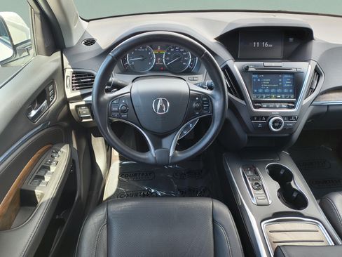 Used 2020 Acura MDX w/ Technology Package AWD/4WD image 16