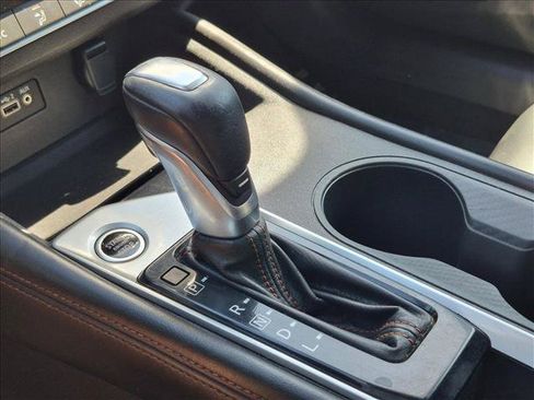 Used 2020 Nissan Altima 2.5 SR FWD image 13