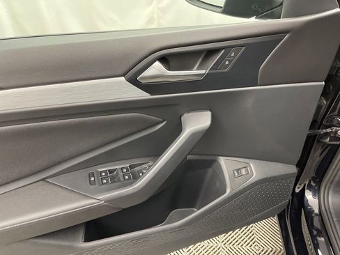 Used 2025 Volkswagen Jetta Sport image 21