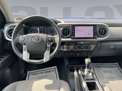 Used 2023 Toyota Tacoma SR5 AWD/4WD image 12