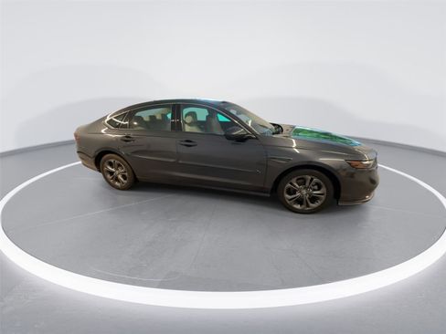 Used 2023 Honda Accord EX image 8