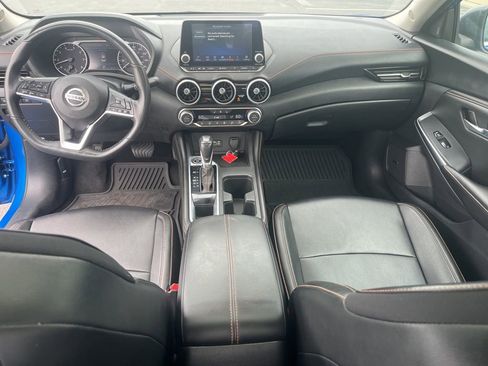 Used 2023 Nissan Sentra SR w/ SR Premium Package image 11