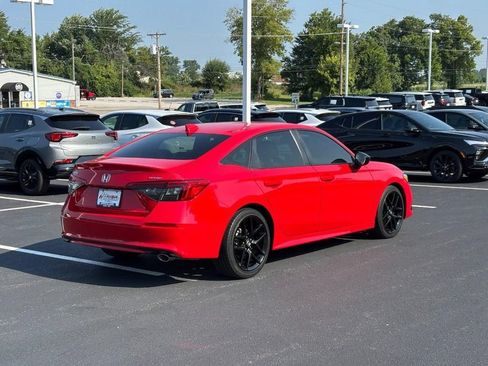 Used 2024 Honda Civic Sport image 3