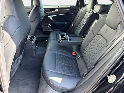 New 2025 Audi RS 6 performance image 12