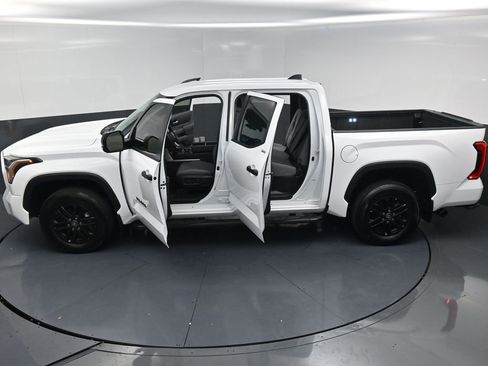 Used 2025 Toyota Tundra SR5 image 27