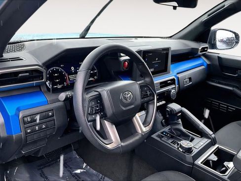 Used 2025 Toyota 4Runner TRD Off-Road image 14