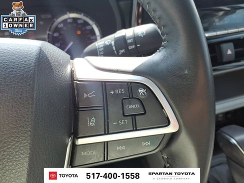 Used 2023 Toyota Highlander LE AWD/4WD image 19