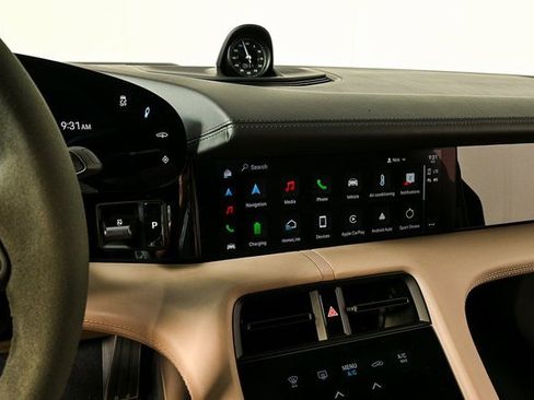 Certified 2022 Porsche Taycan GTS image 13