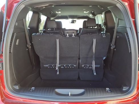 New 2026 Chrysler Pacifica Select AWD/4WD image 27