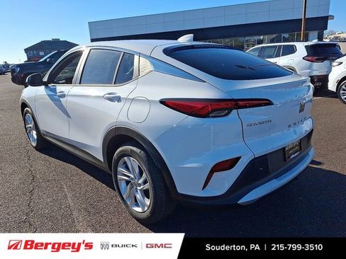 New 2026 Buick Envista Sport Touring FWD image 4