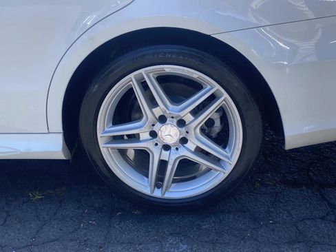 Used 2014 Mercedes-Benz E 350 4MATIC Sedan w/ Premium 1 Package image 7
