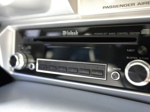 Used 2005 Ford GT image 31