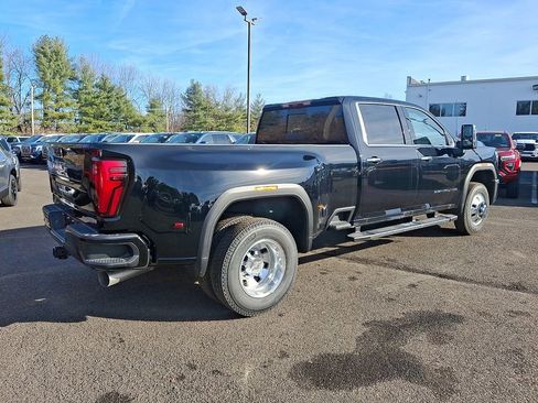 New 2026 GMC Sierra 3500 Denali w/ Denali Reserve Package image 4
