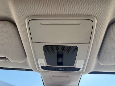 Used 2024 Honda CR-V EX image 18