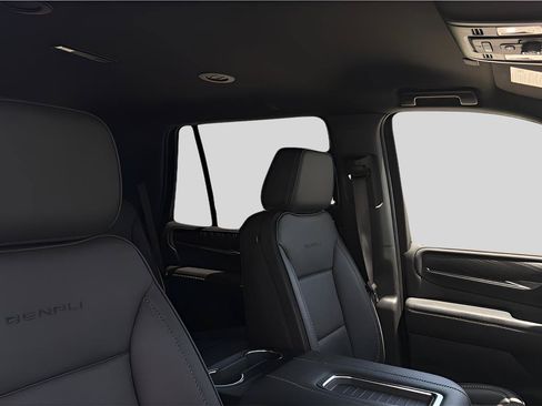 Used 2024 GMC Yukon Denali AWD/4WD image 22