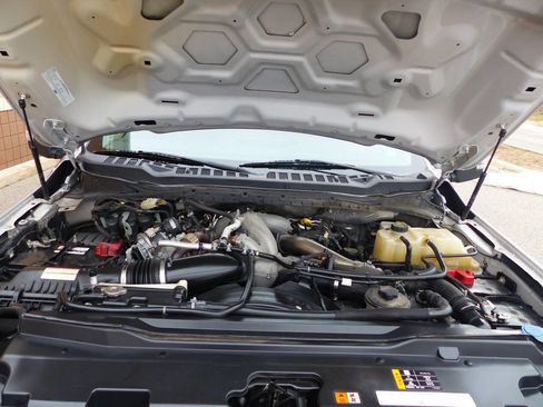 Used 2023 Ford F350 XL w/ FX4 Off-Road Package image 14