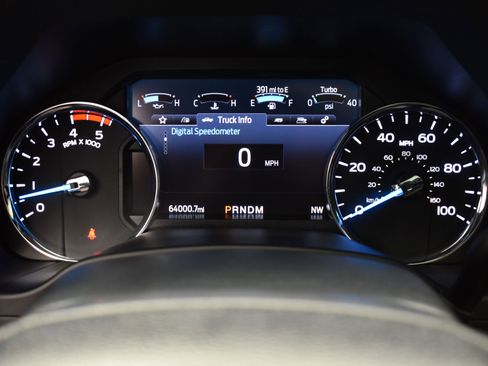 Used 2022 Ford F250 Lariat w/ Black Appearance Package image 26